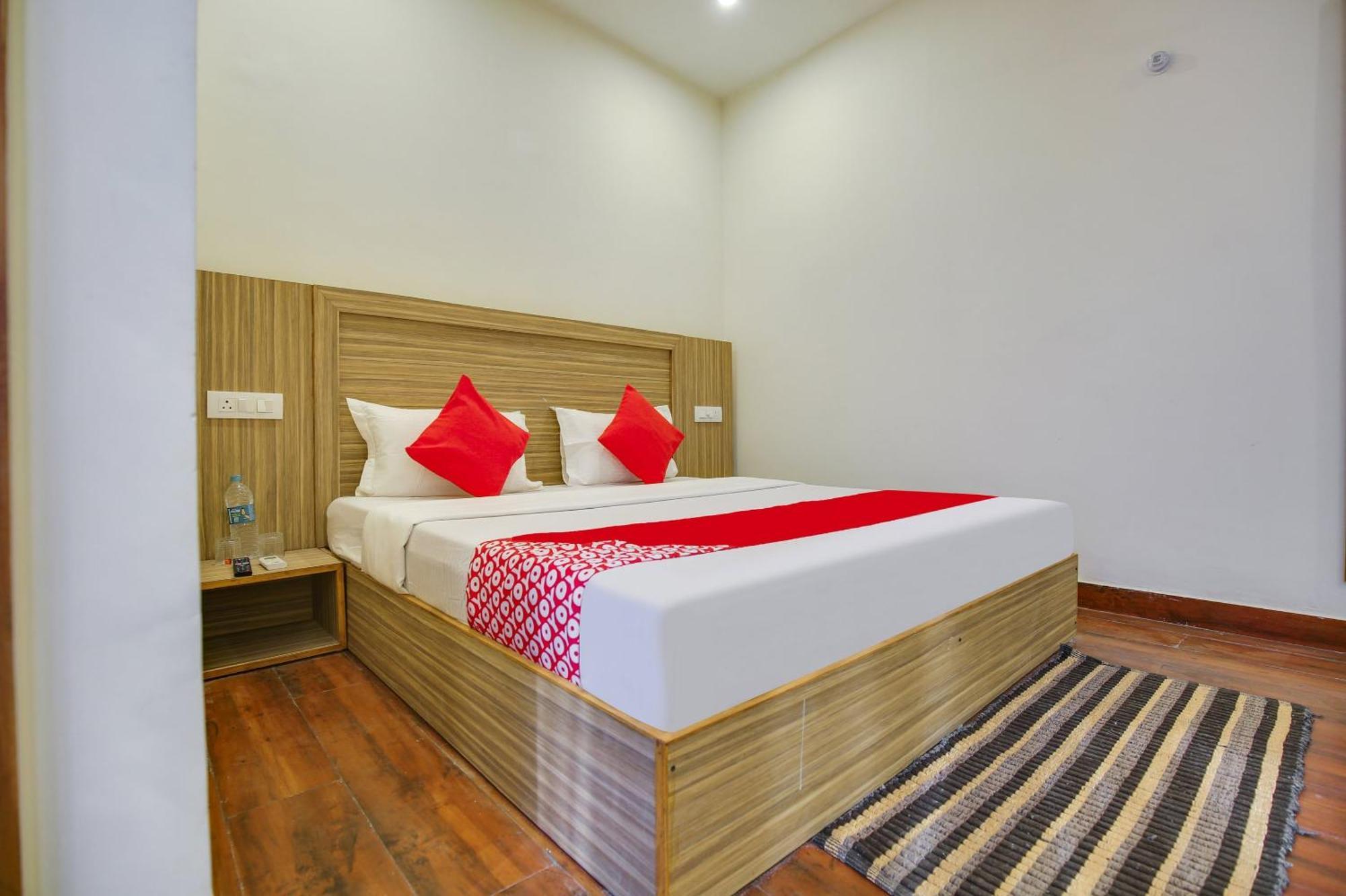 Flagship Hotel City Park Mohali Kültér fotó