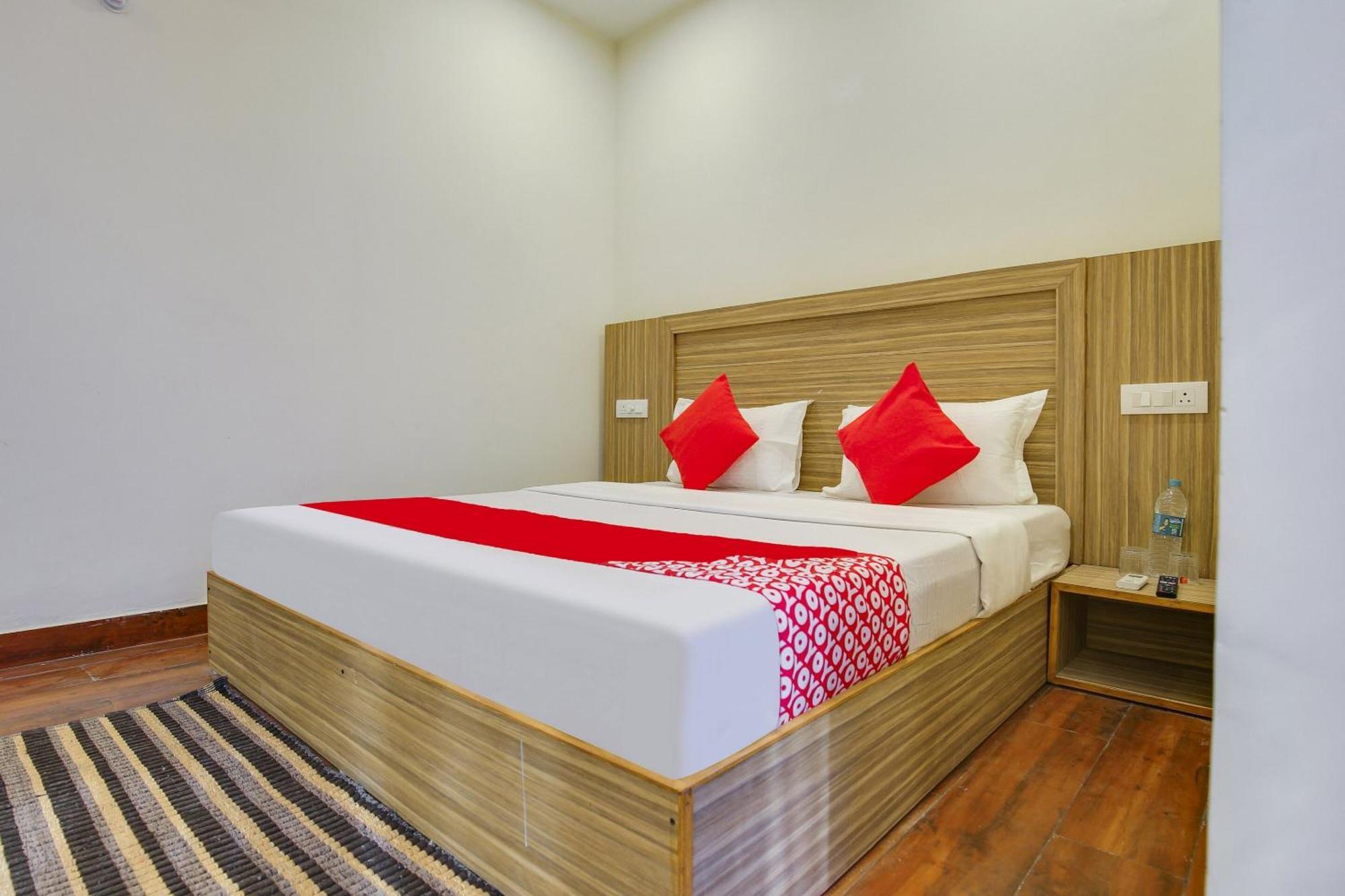 Flagship Hotel City Park Mohali Kültér fotó