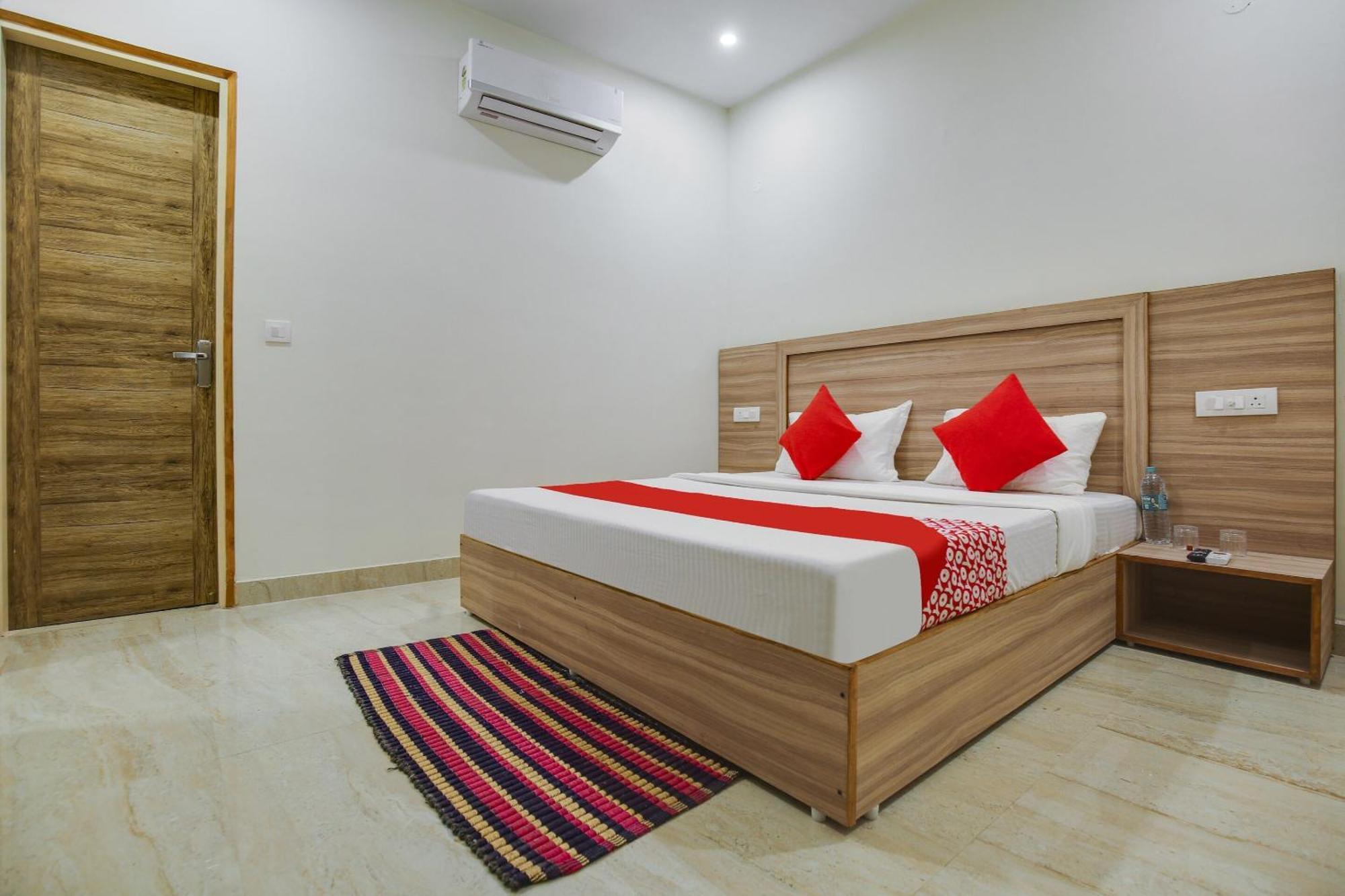 Flagship Hotel City Park Mohali Kültér fotó